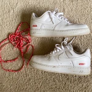 Supreme Air Force 1’s size 8